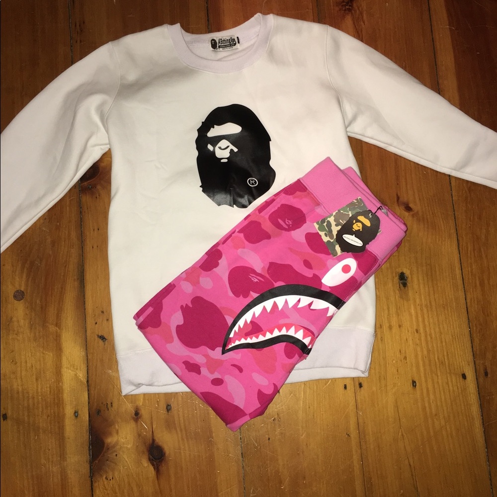 Sweatshirt and pants